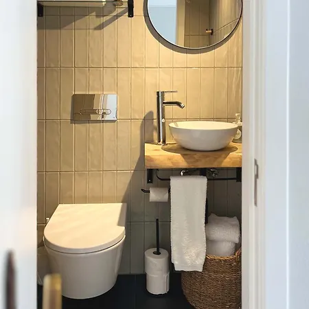 בית הארחה O Violas - Art Coffee & 3*