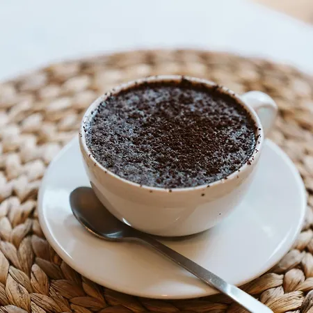 O Violas - Art Coffee & 3*