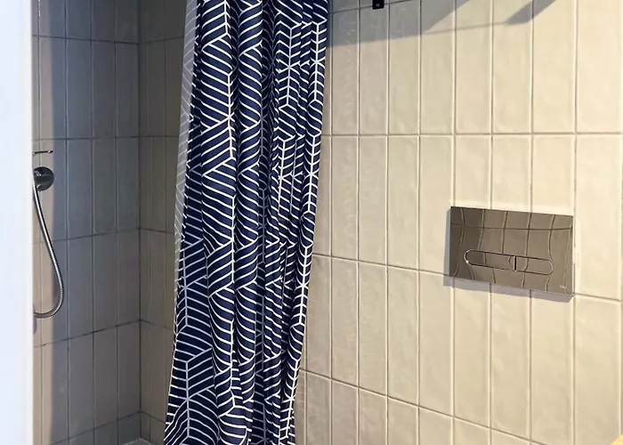 Casa de hóspedes O Violas - Art Coffee & 3*